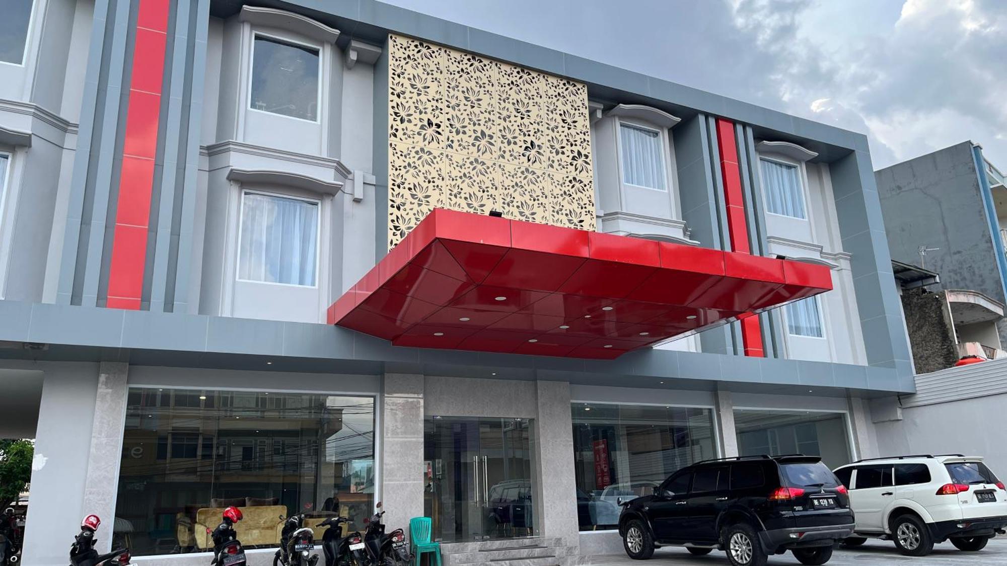 Отель Reddoorz Premium At Jalan Diponegoro Lampung Бандар-Лампунг Экстерьер фото
