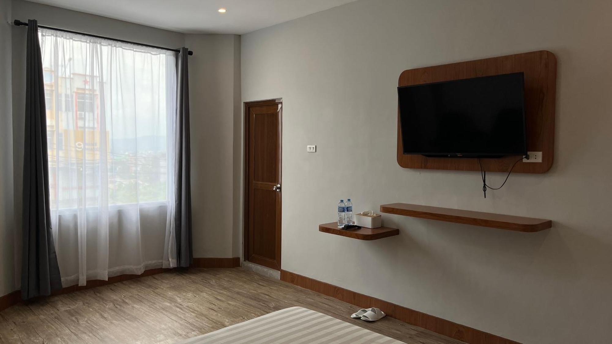 Отель Reddoorz Premium At Jalan Diponegoro Lampung Бандар-Лампунг Экстерьер фото