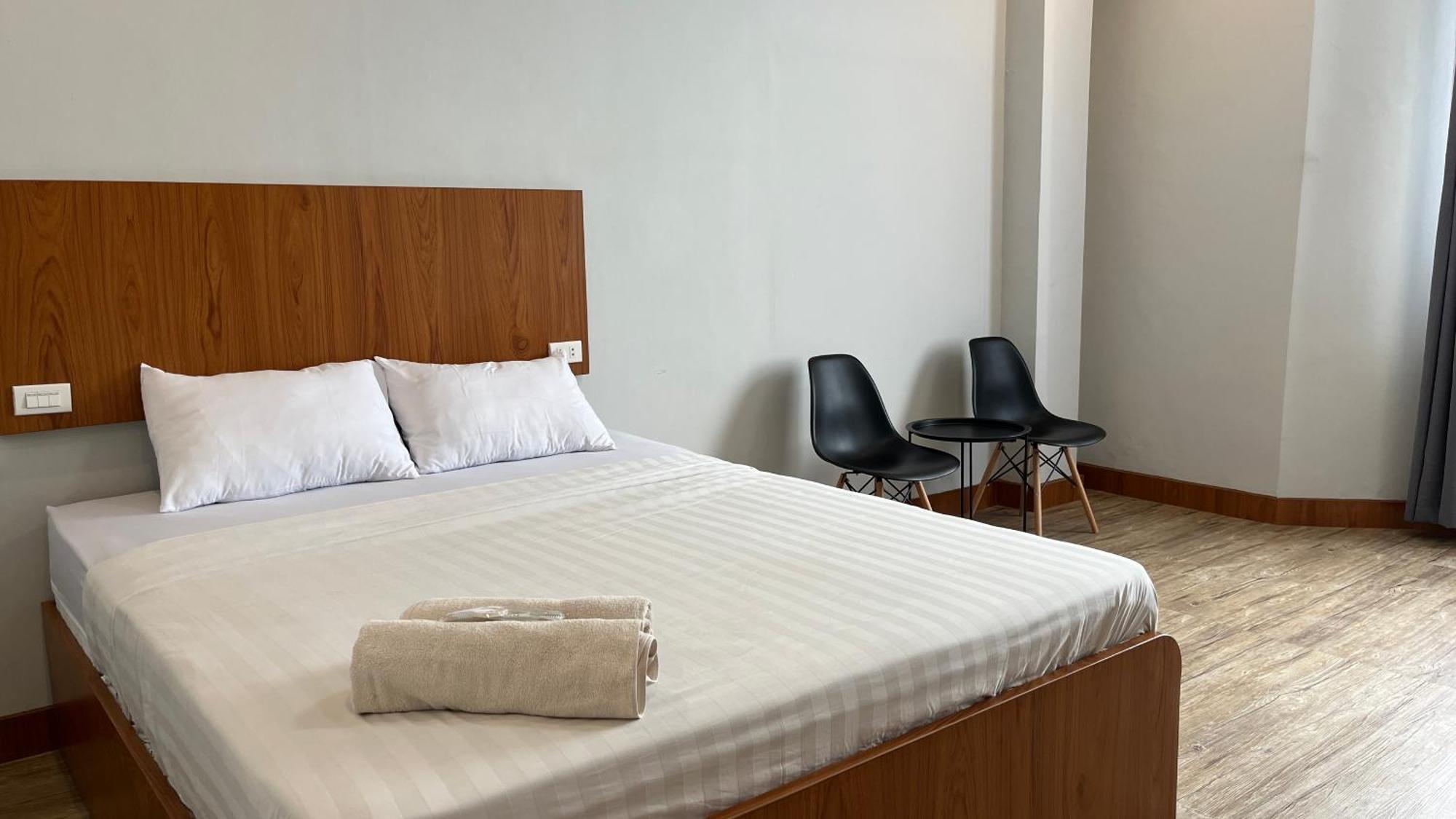 Отель Reddoorz Premium At Jalan Diponegoro Lampung Бандар-Лампунг Экстерьер фото