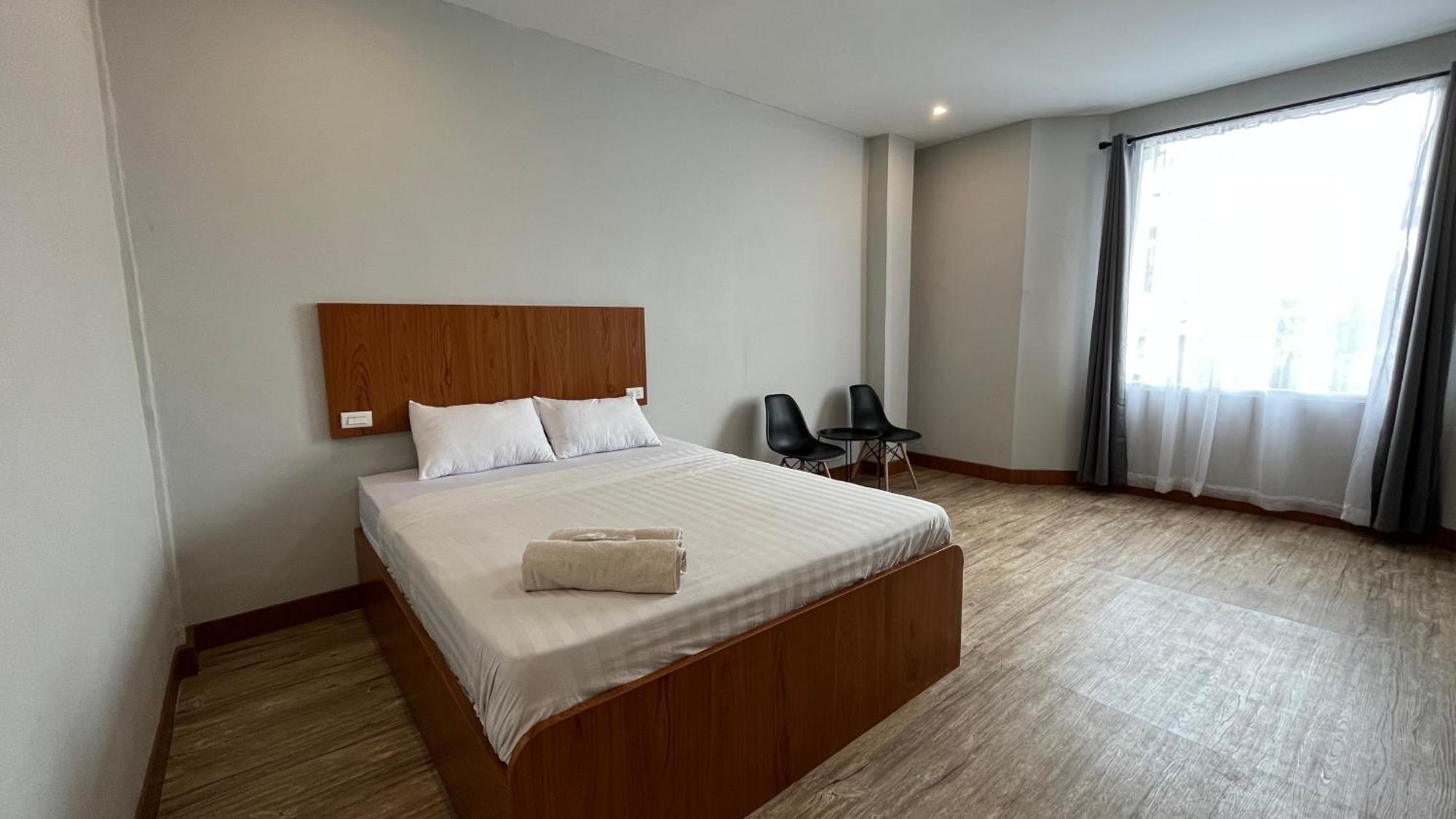 Отель Reddoorz Premium At Jalan Diponegoro Lampung Бандар-Лампунг Экстерьер фото